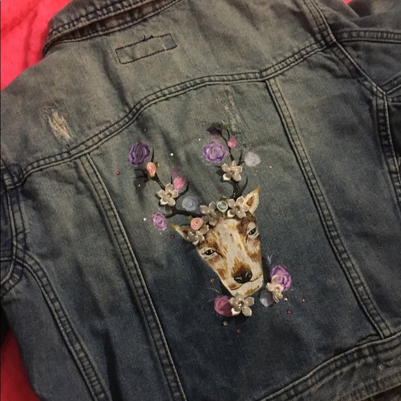 Hand painted child’s 13 year old jacket - Picture 3 of 3